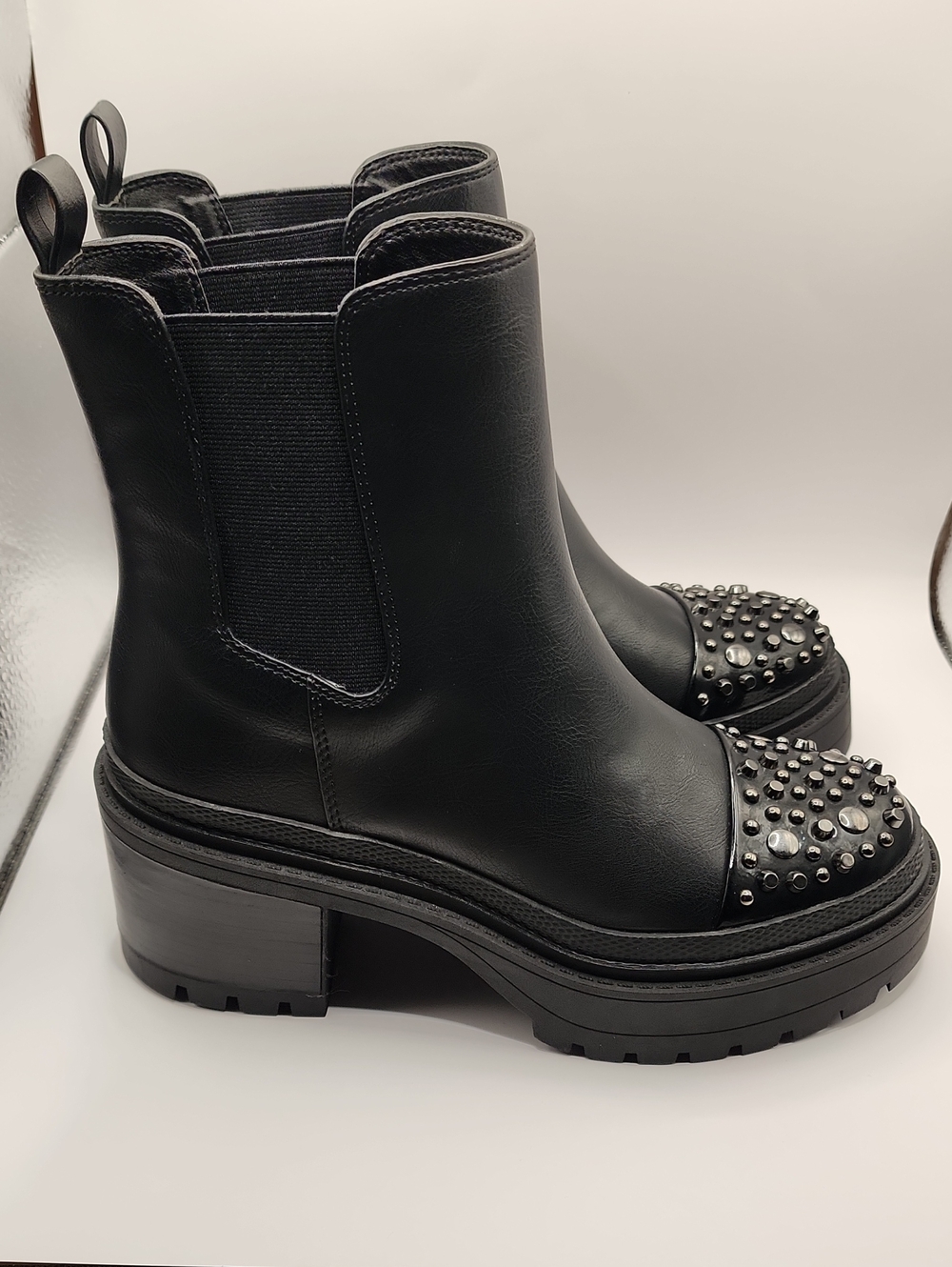 Jessica Simpson Black Studded Chelsea Platform Booties